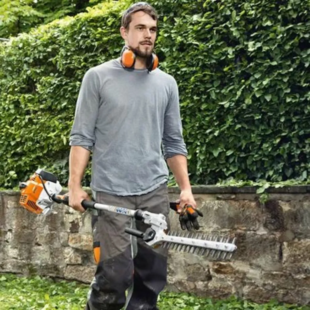 STIHL HL 94 C-E Long Reach Hedgetrimmer - Image 2