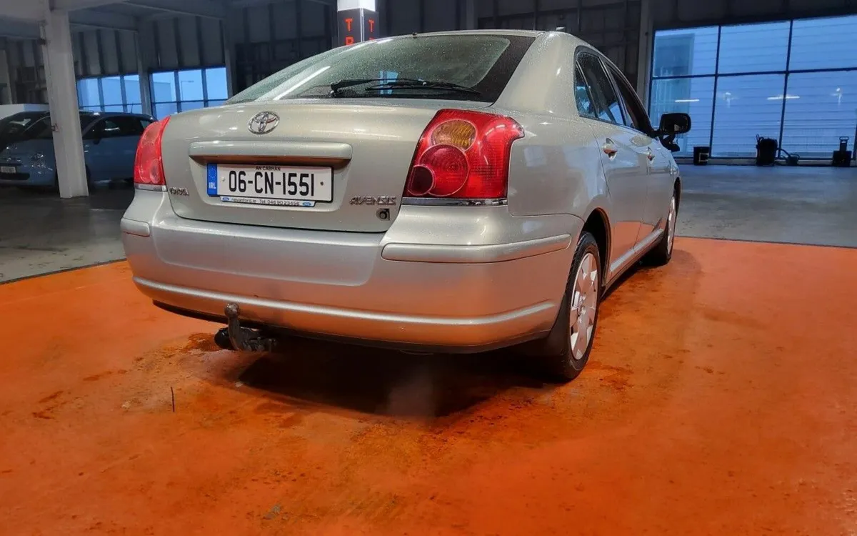 Toyota Avensis 1.6 VVT-i Aura - Image 4