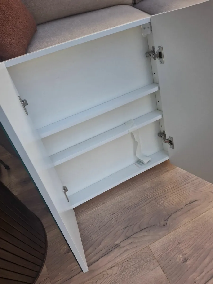 Bathroom mirror - Image 2