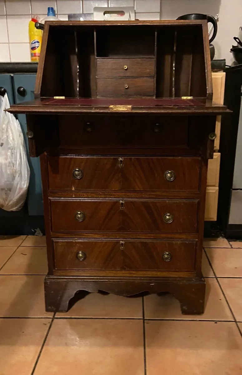 Antique writing desk - Image 1