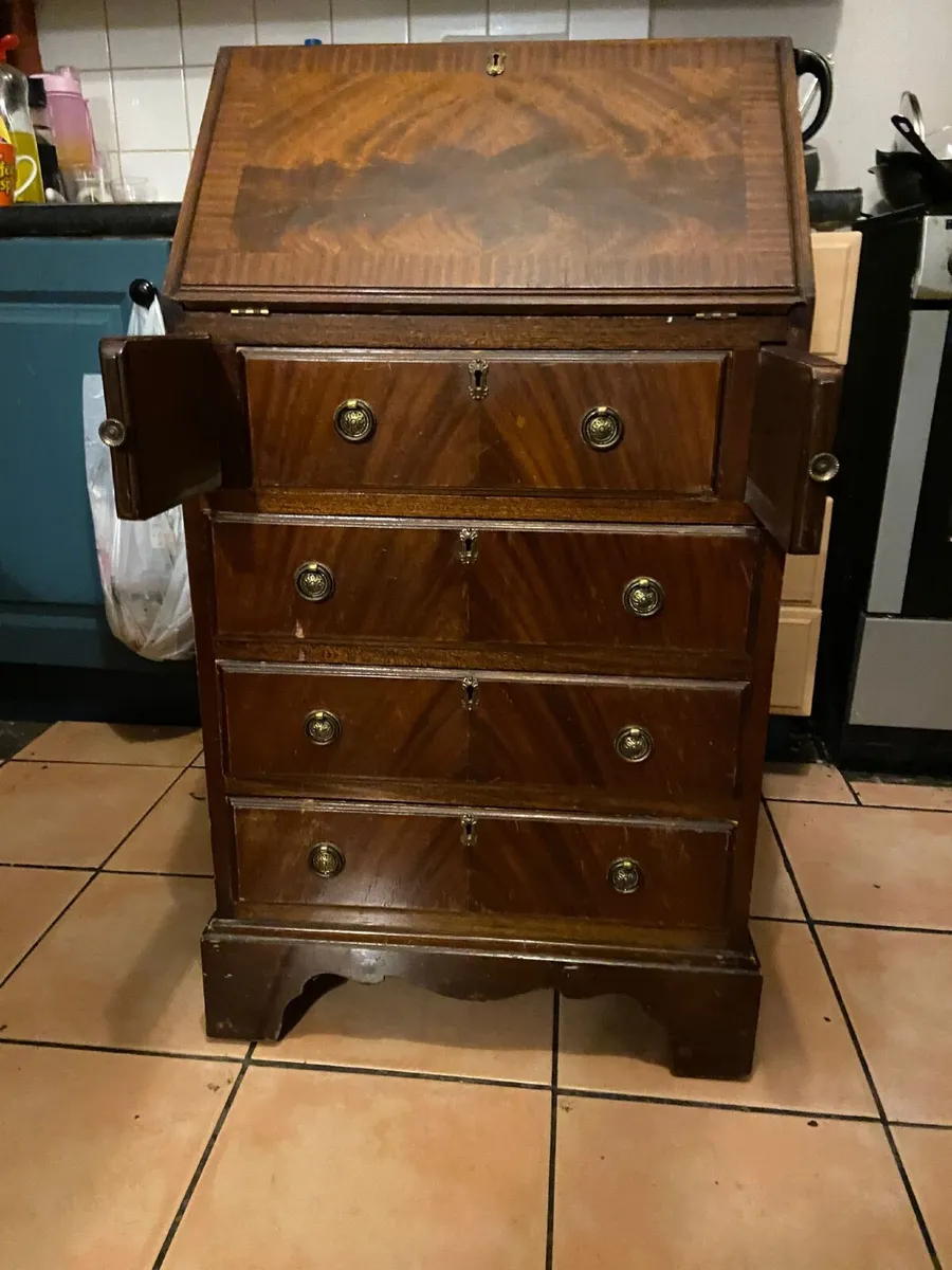Antique writing desk - Image 2