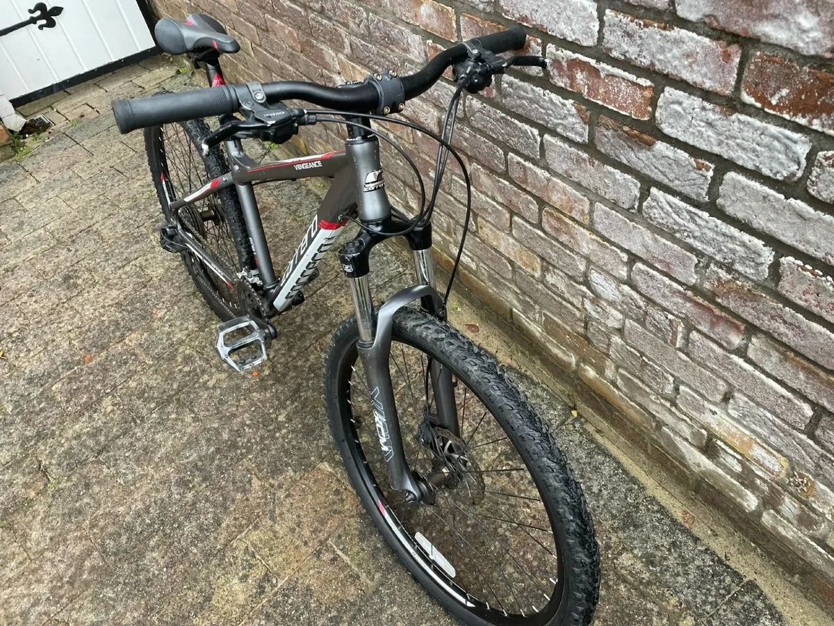 Carrera Vengeance Mountain bike - - Image 2