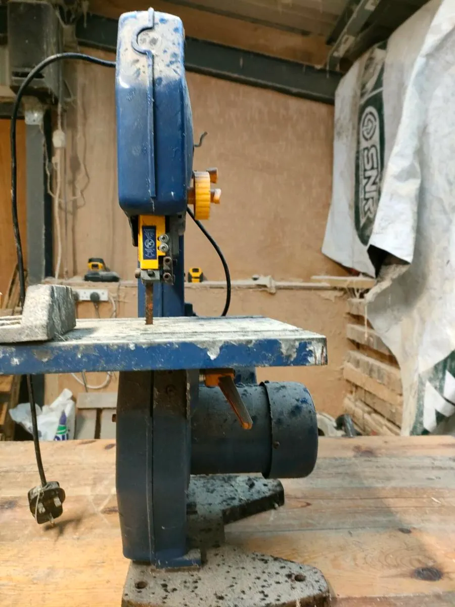 Band saw - Image 2