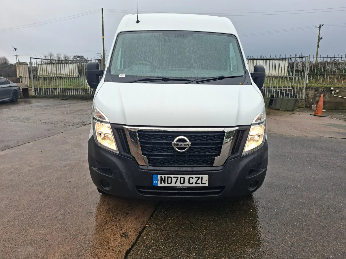 VERY RARE NOV 2020 NISSAN NV400 145BHP TWINWHEEL - Image 2