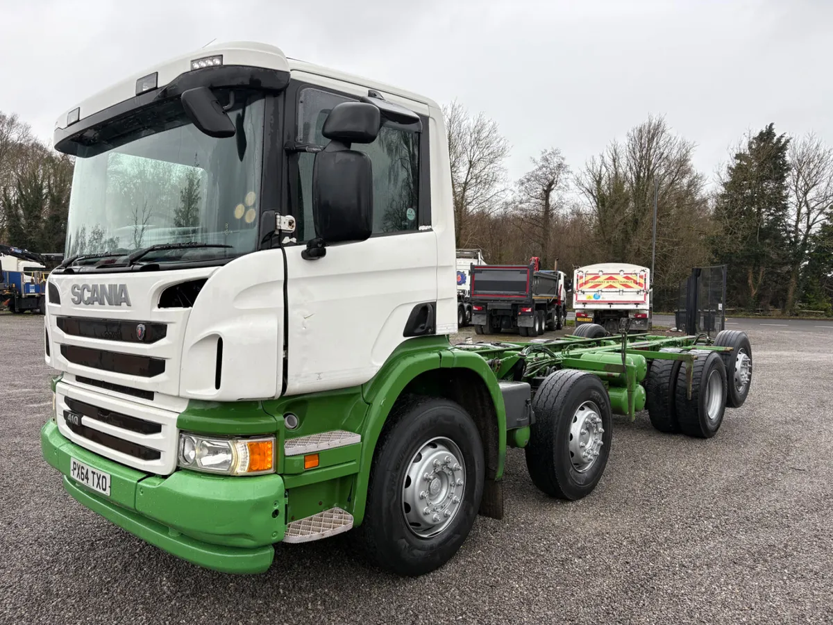 2014 Scania P410 8x2 Chassis cab - Image 1