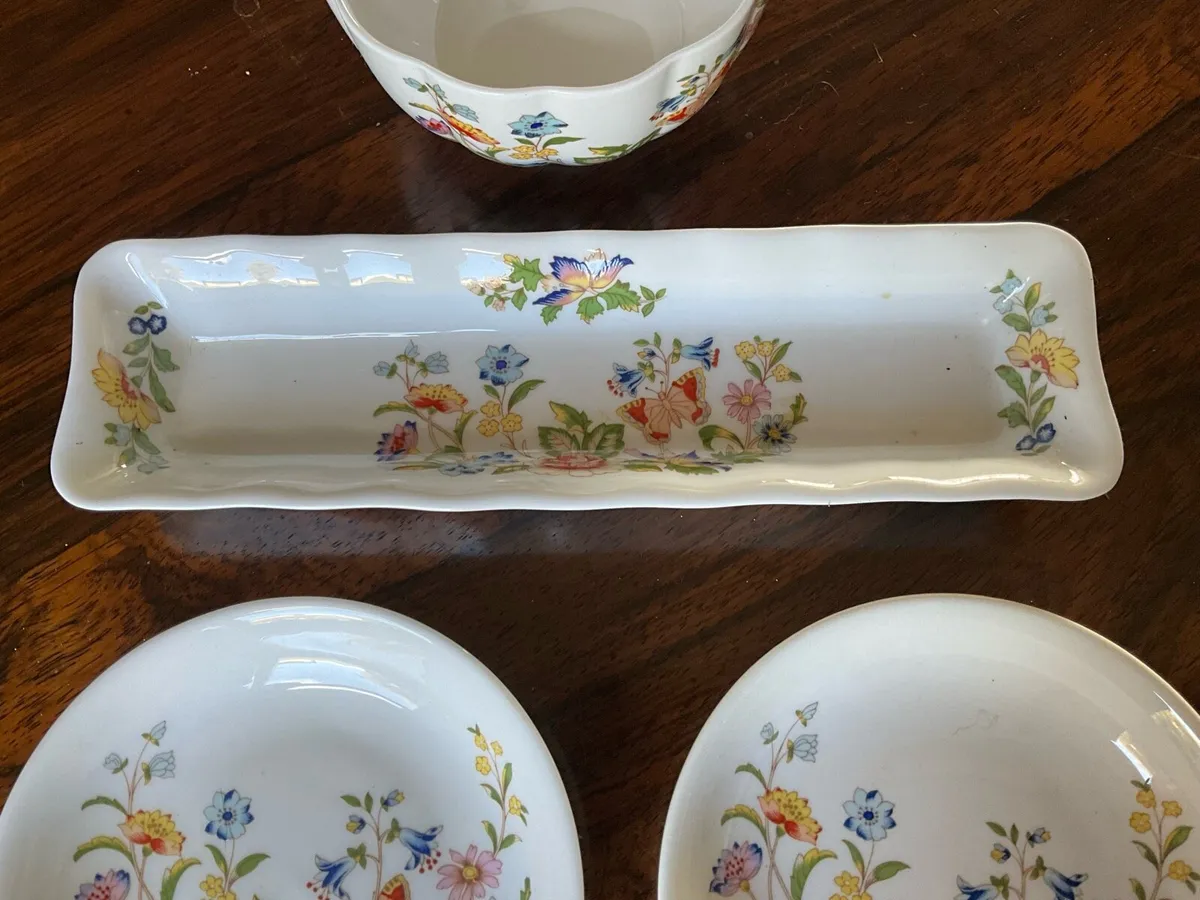 Aynsley Fine Bone China -Cottage Garden Design - Image 1