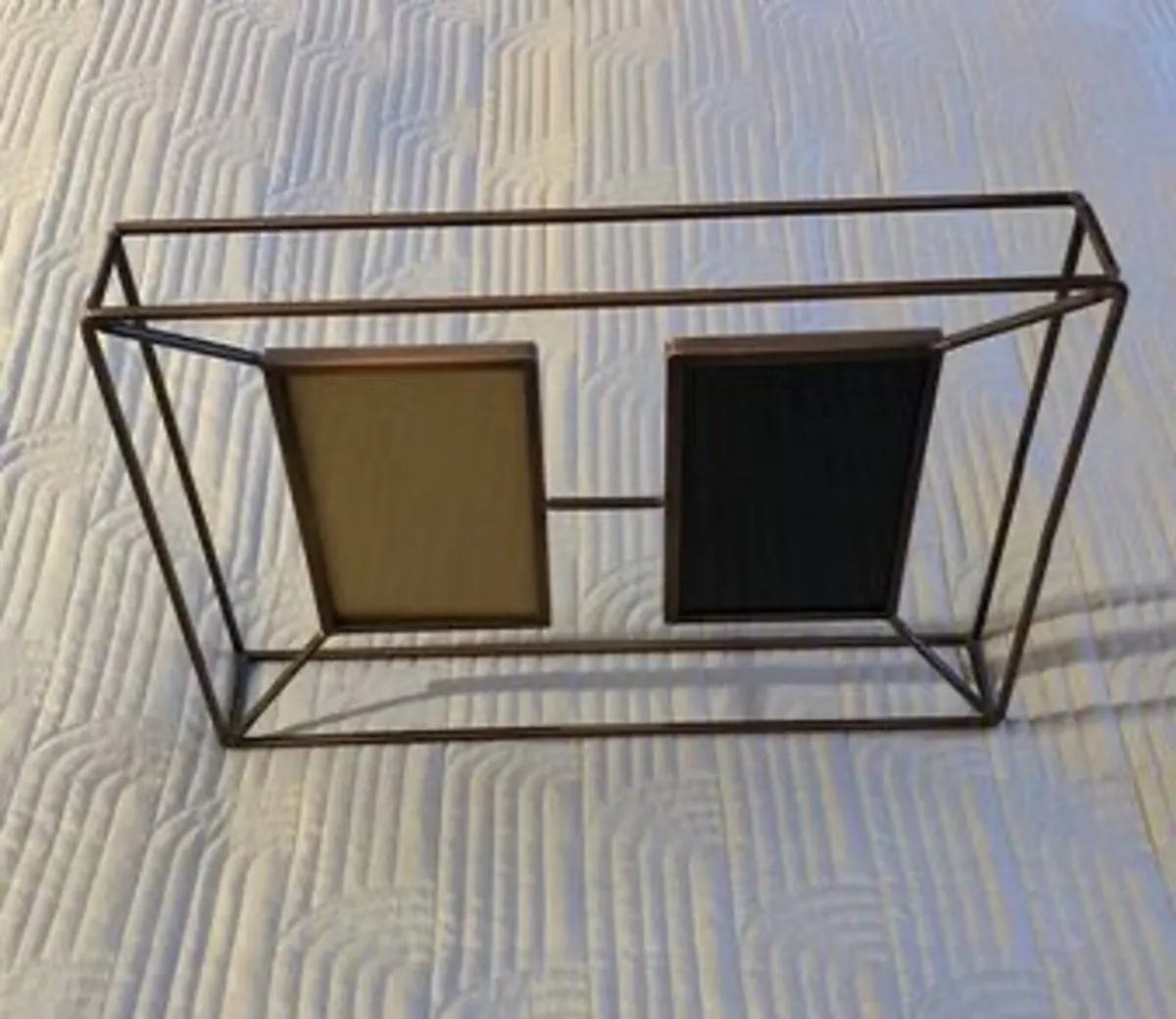 Stunning Brass Photo Frame - Image 1