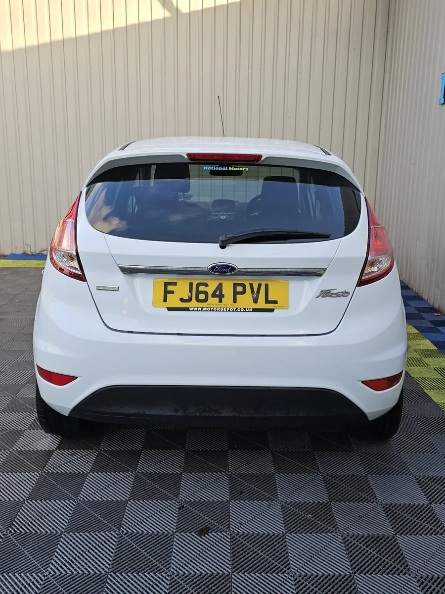 2014 Ford Fiesta TITANIUM 1.0 Petrol - Image 4