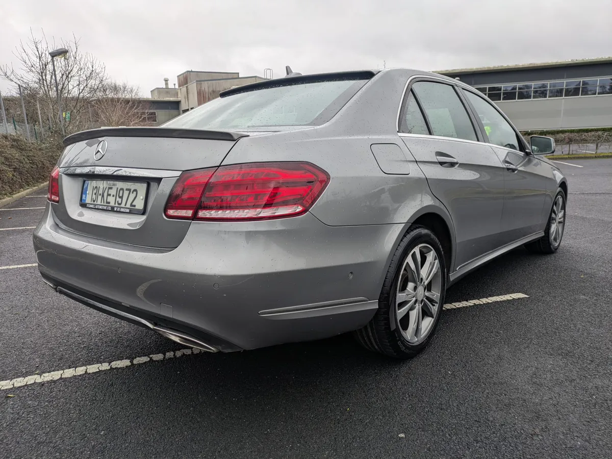 2013 MERCEDES BENZ E200 CDI AUTOMATIC - Image 2