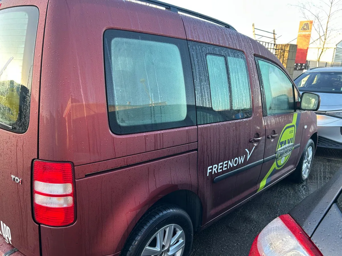 TAXI 2015 Volkswagen Caddy 1.6 TDI AUTO FREE PLATE - Image 3