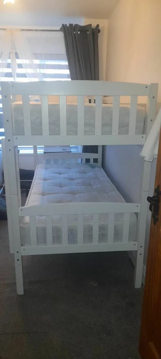 BunkBeds - Image 2