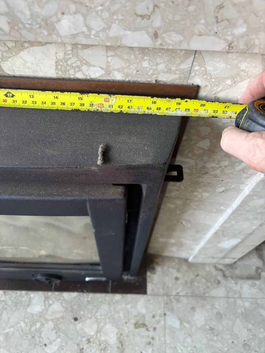 Henley insert stove - Image 3