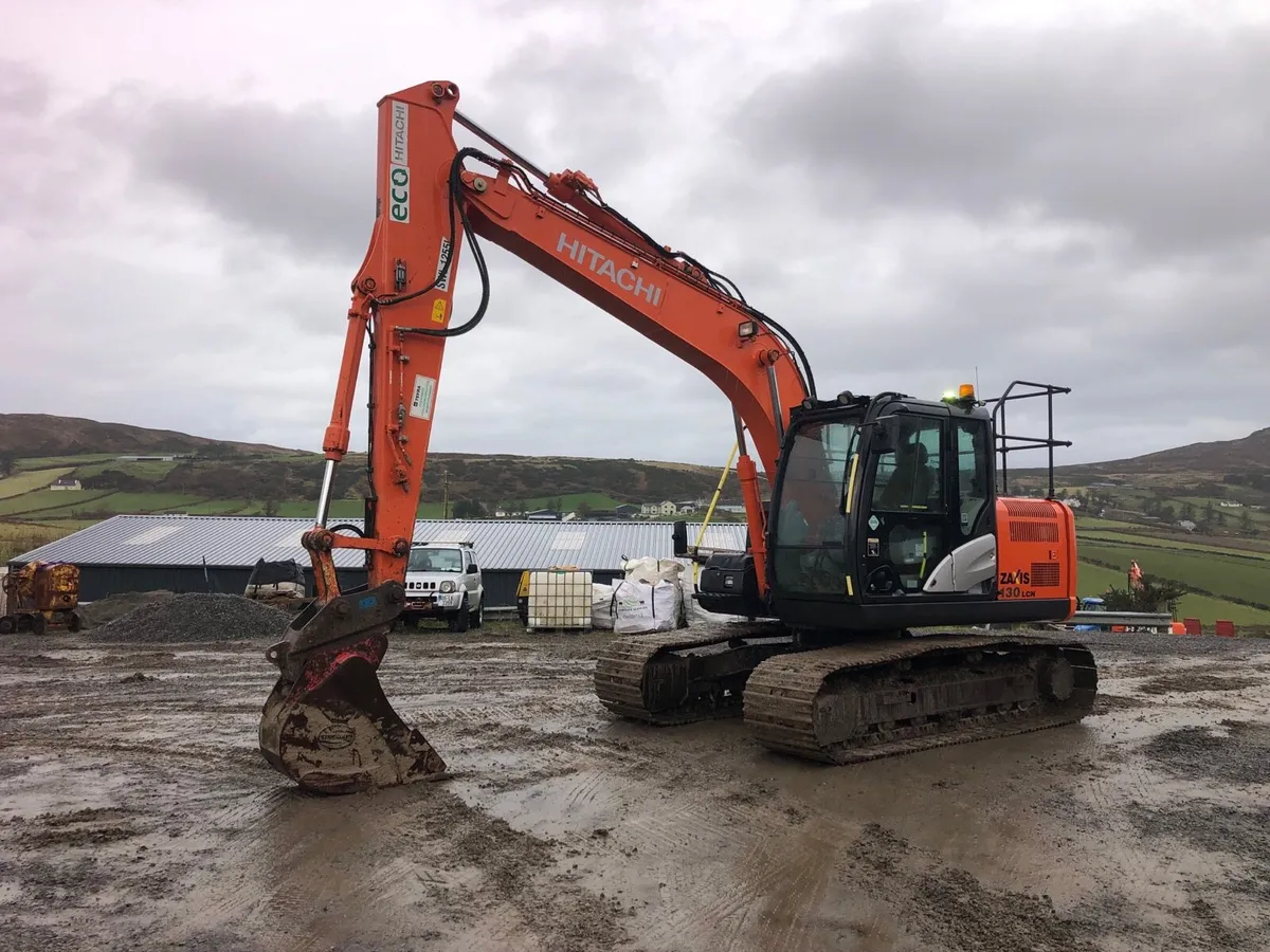 Hitachi zx130-5 - Image 1