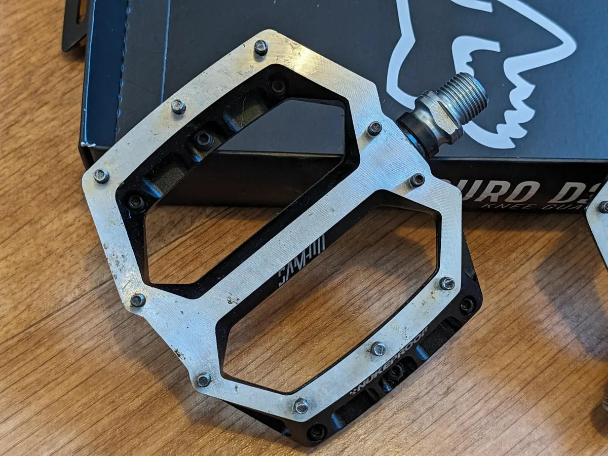 Nukeproof Titanium Sam Hill Enduro Race Pedals - Image 4