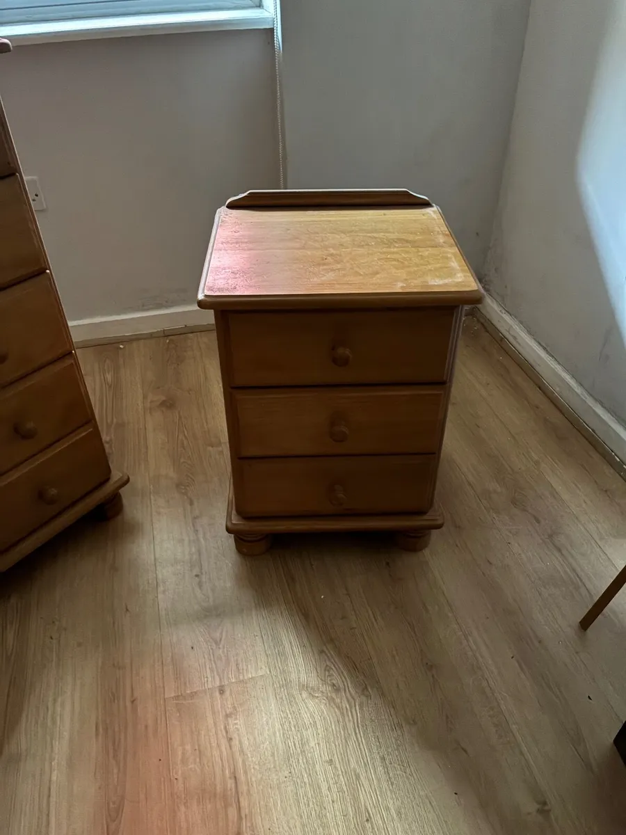 Bedroom furniture - Image 3