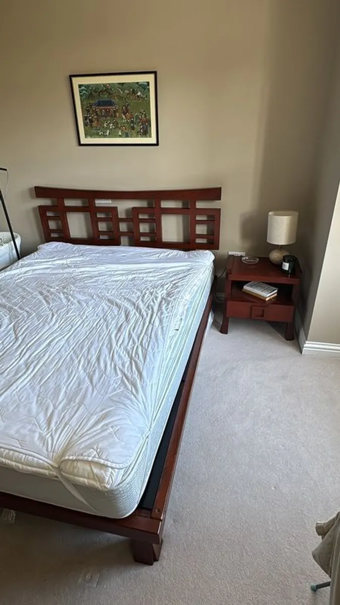 King bed and side table - Image 3