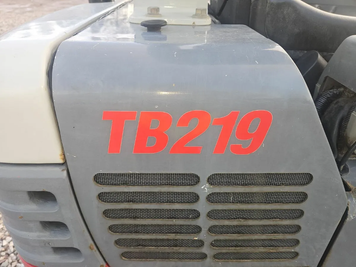 Takeuchi TB219 Mini Digger QH  (2013) - Image 2