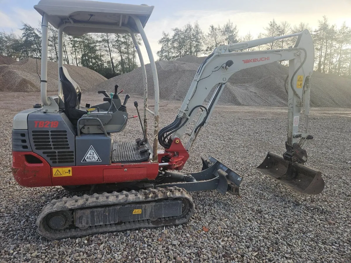 Takeuchi TB219 Mini Digger QH  (2013) - Image 1