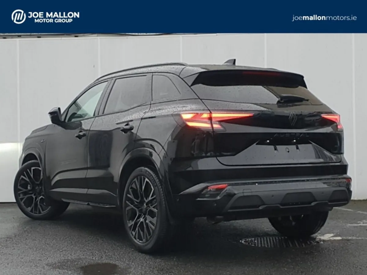 Renault Austral Techno Esprit Alpine Hybrid 200 - Image 2