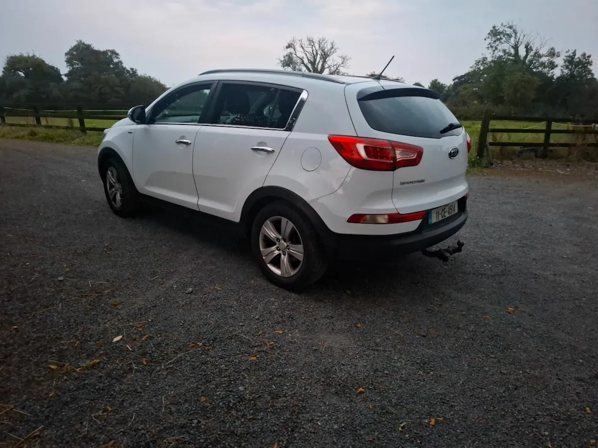Kia Sportage 2011 - Image 4