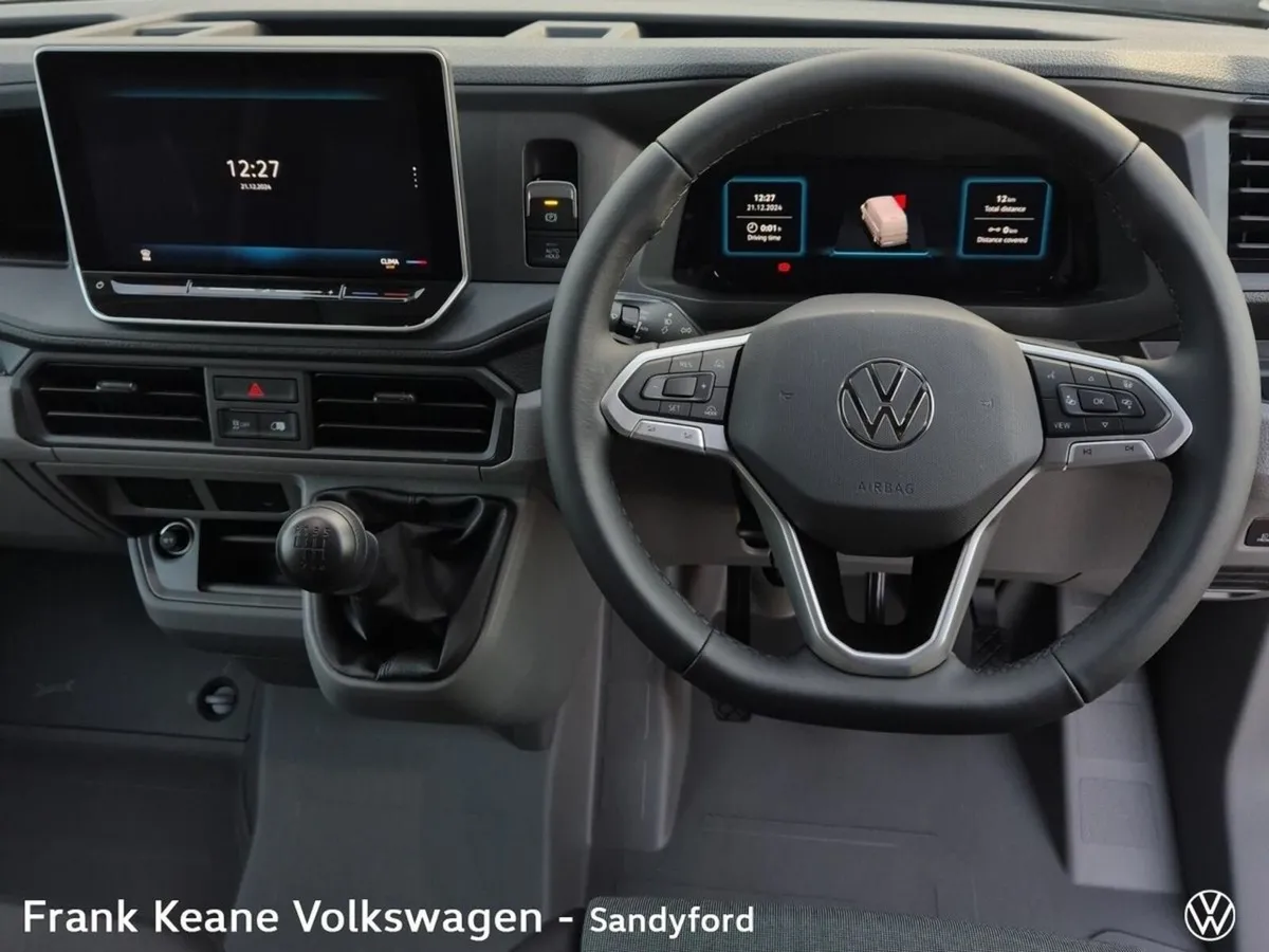 Volkswagen Crafter HIGHLINE 30 MWB 140BHP M6F *DEM - Image 2