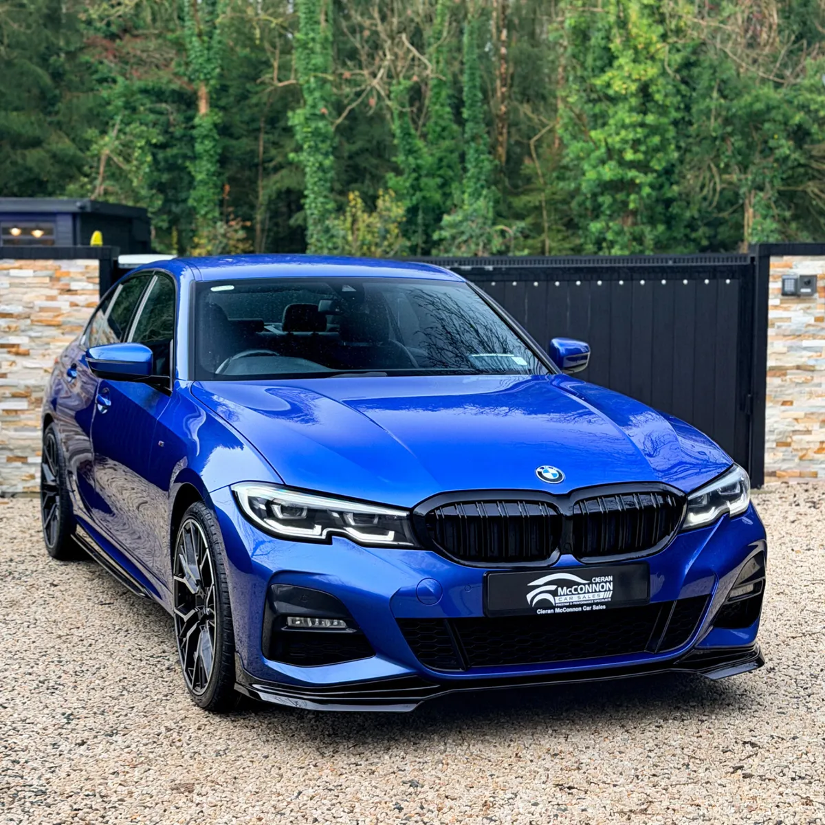 2020 (202)  BMW 330e M-SPORT  290BHP **MEGA VALUE - Image 3