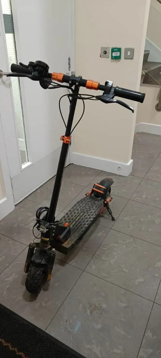 Scooter - Image 2