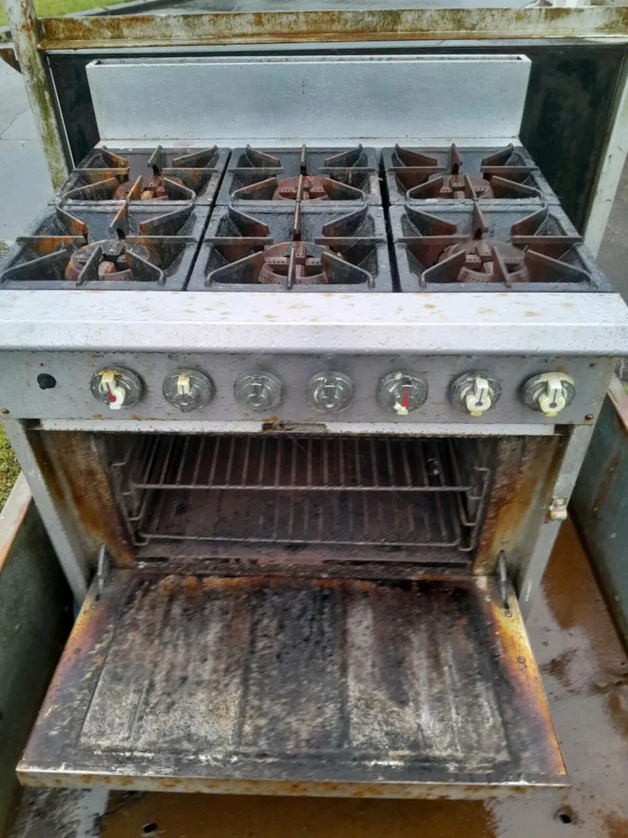 Gas cooker - Image 2