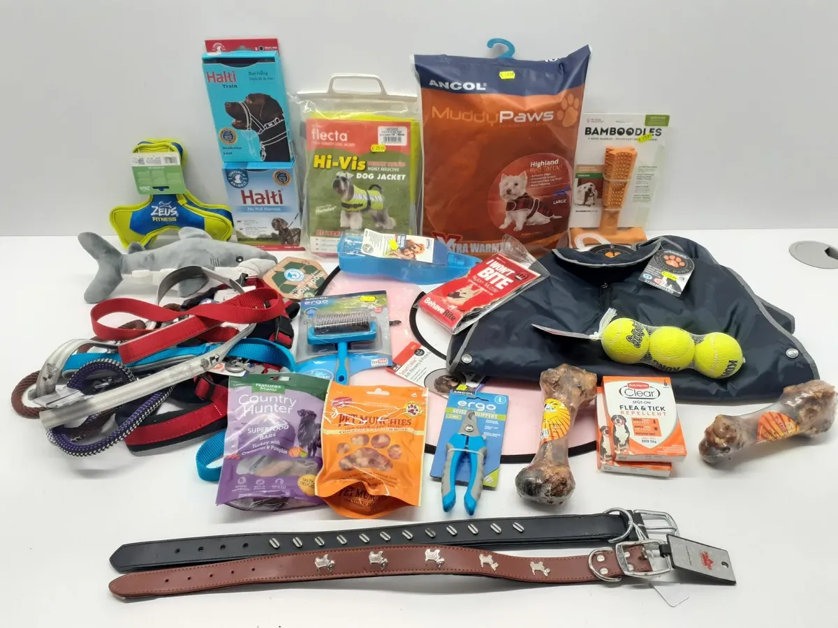 Online Auction Of A Goodie box & More! - Image 1