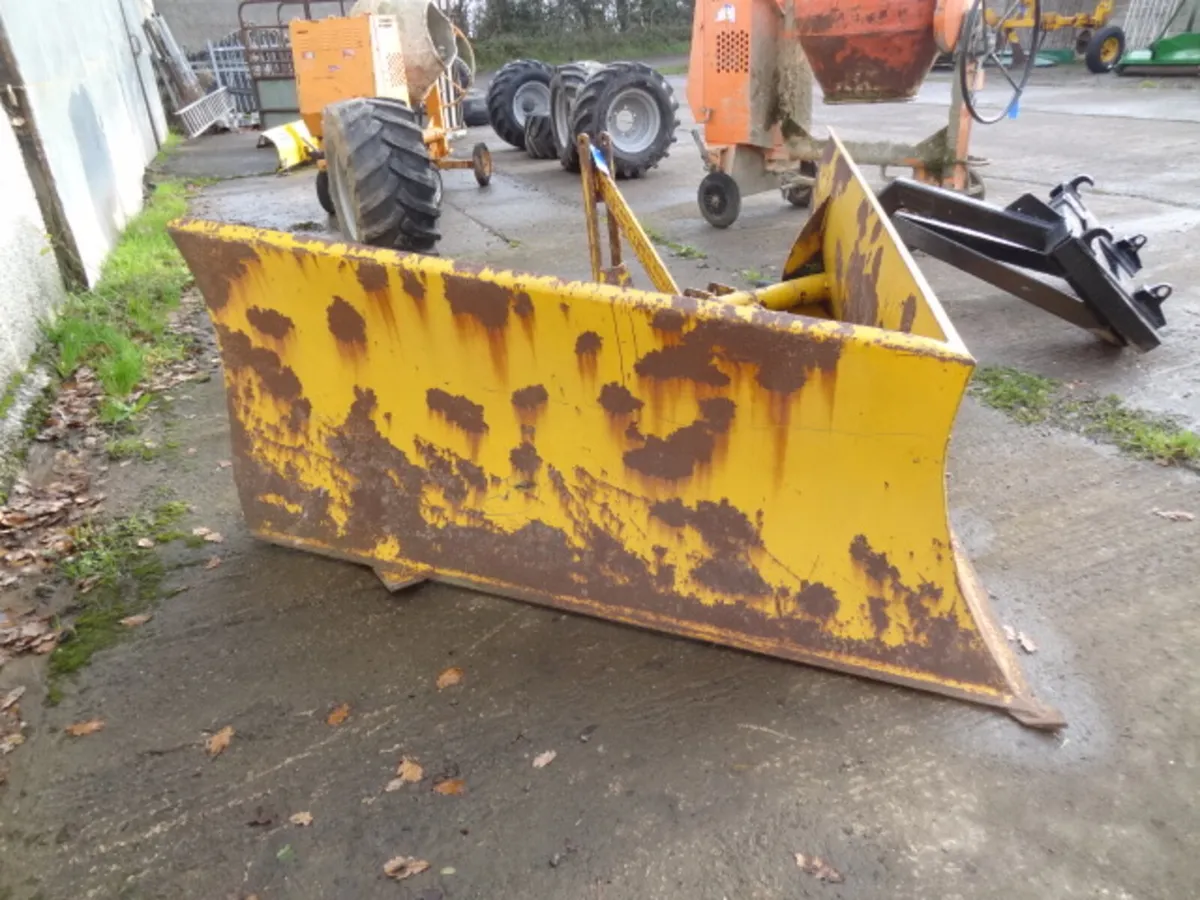 Grays Snow Plough Scraper - Image 1