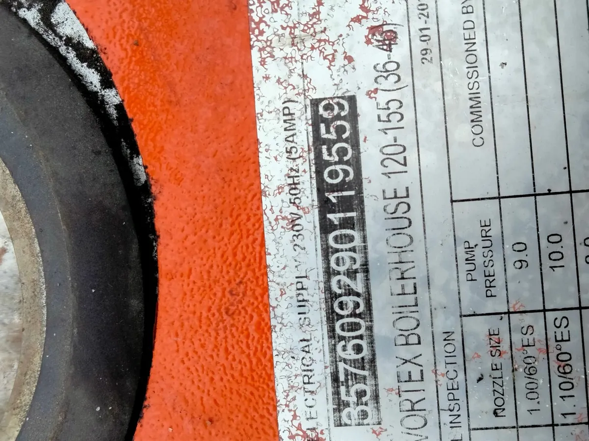 Grant condensing boiler - Image 3