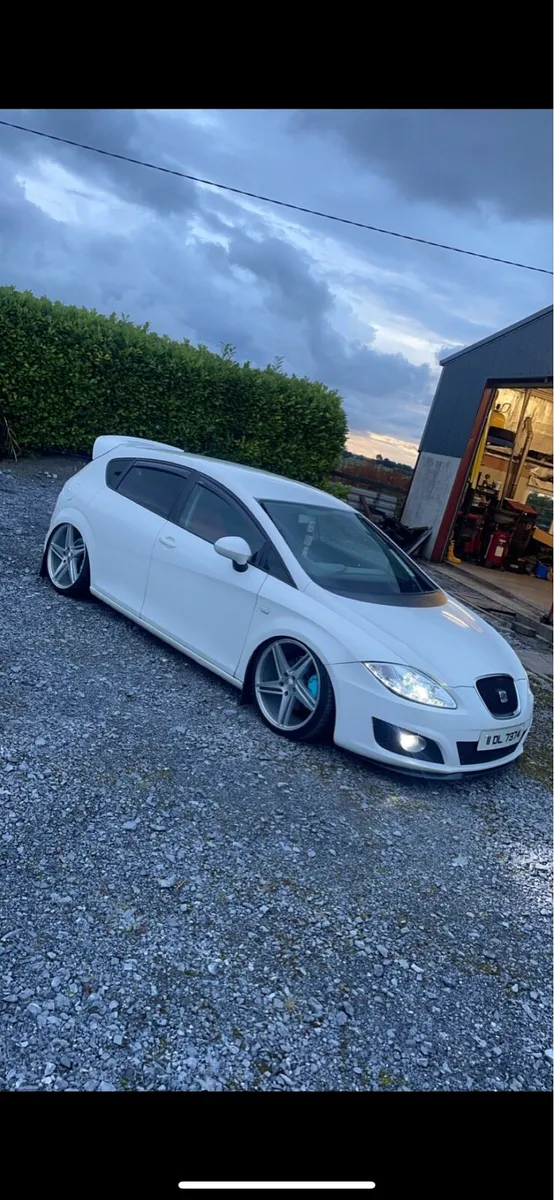 Seat Leon Mk2 Bagged - Image 2