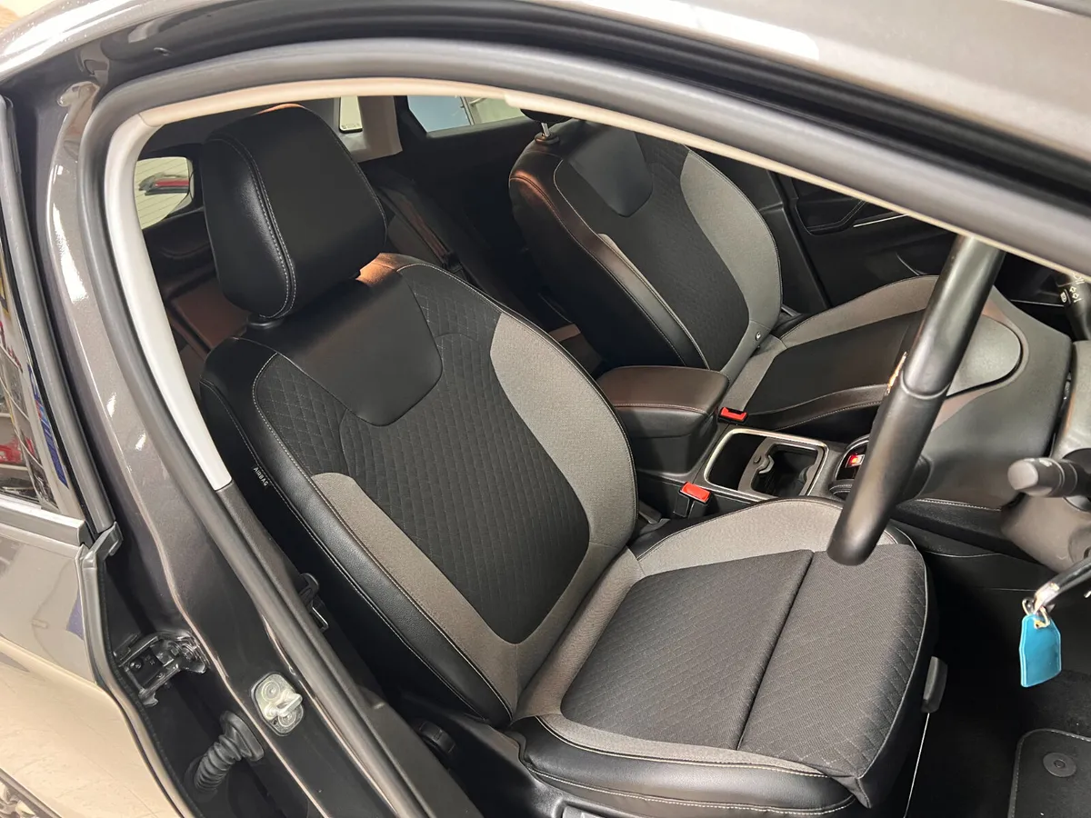 SRI 130PS 4DR **Finance Arranged/Very Low KMs/High - Image 4