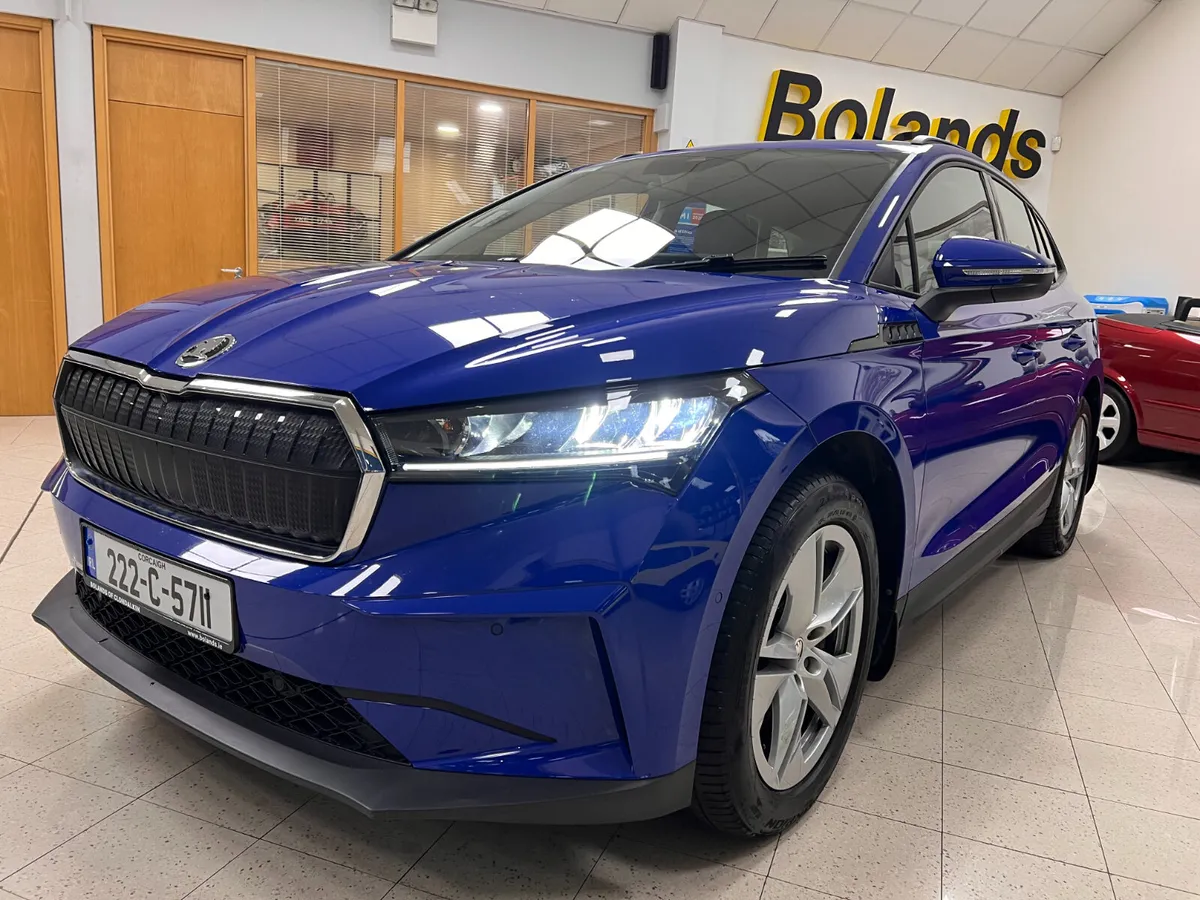 2022 One Owner Low Kms Enyaq 60 In New Condition F - Image 2