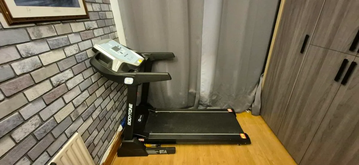 Treadmill - Image 1