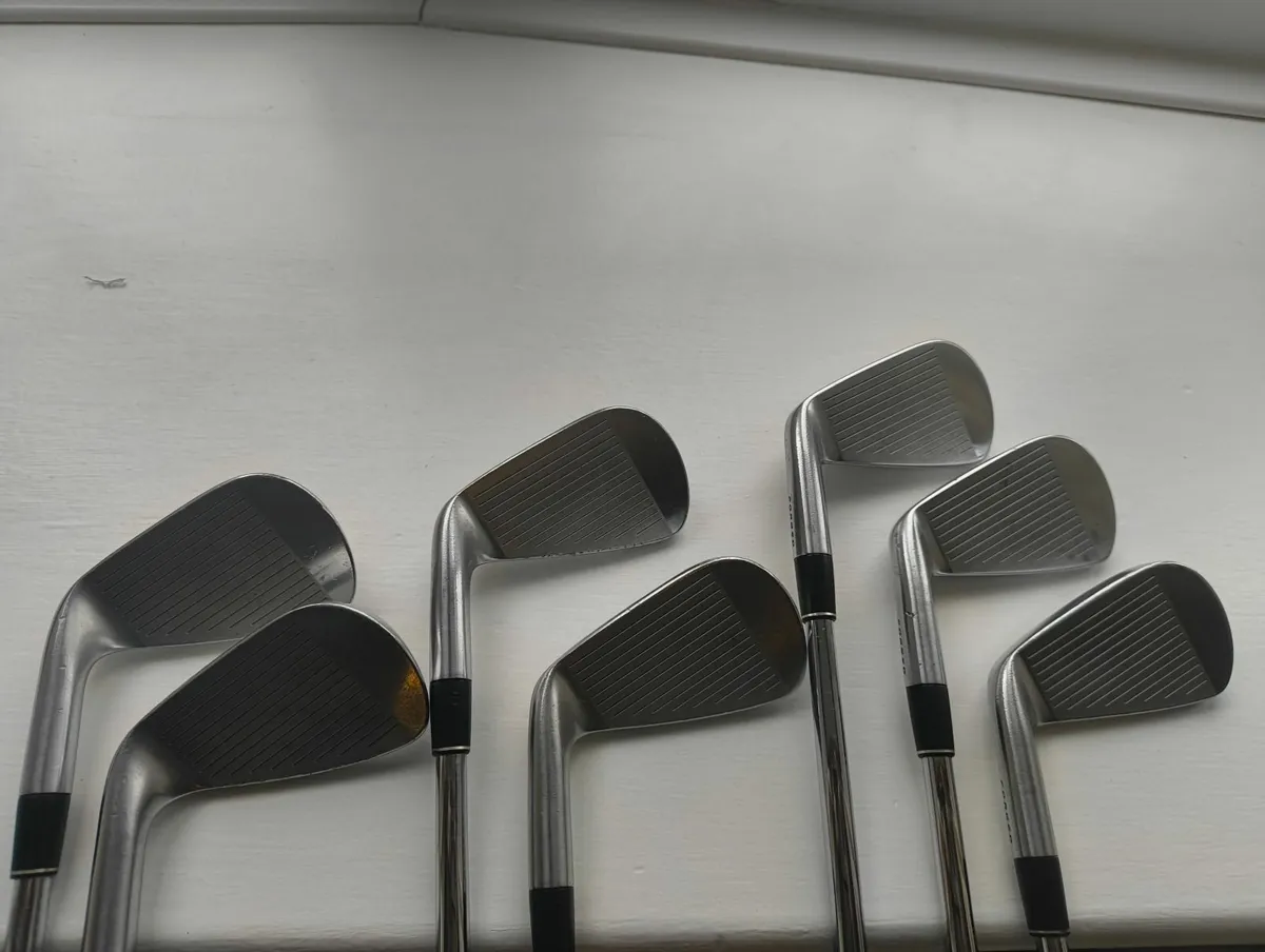Srixon combo iron set - Image 2