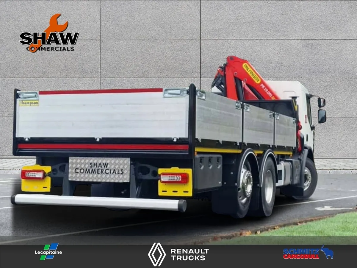 D Wide 26T 320HP 6x2 Dropside with Palfinger Crane - Image 4