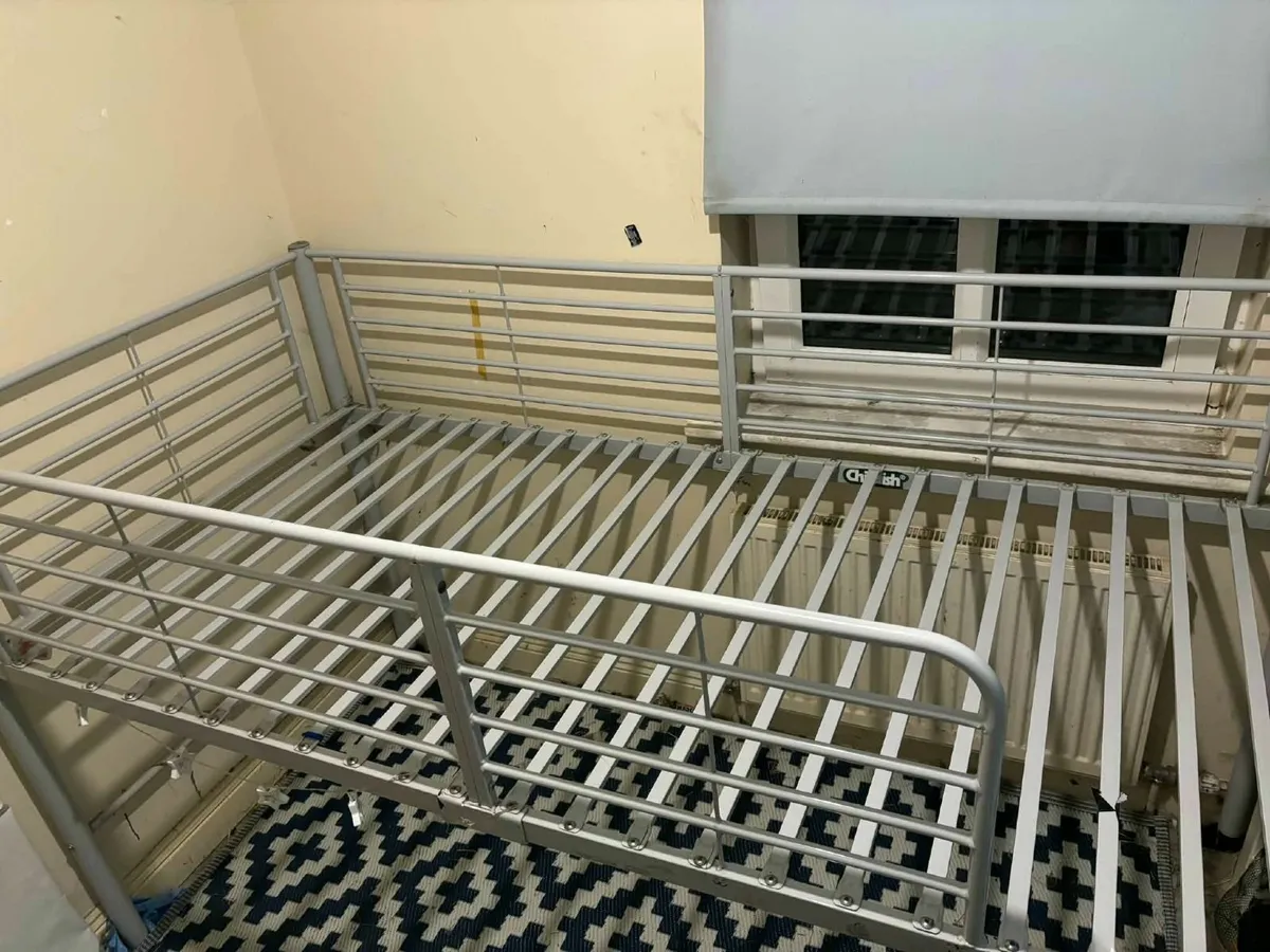 Mid sleeper bed - Image 1