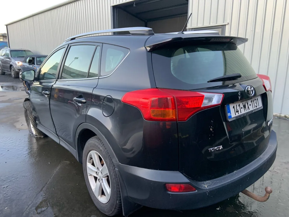 Toyota rav4 2014 - Image 2