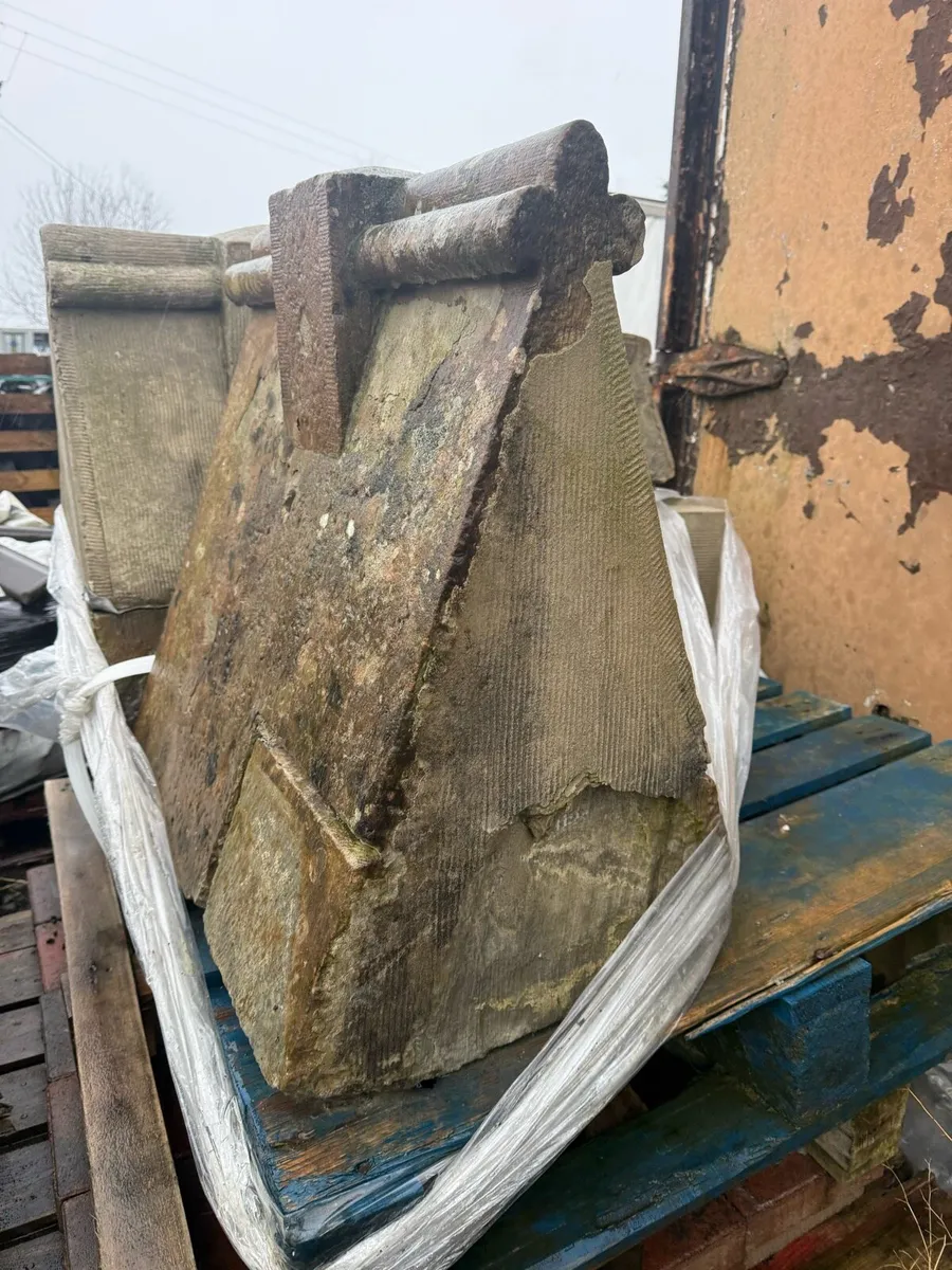 Two matching Church Parapet Stones - Image 2