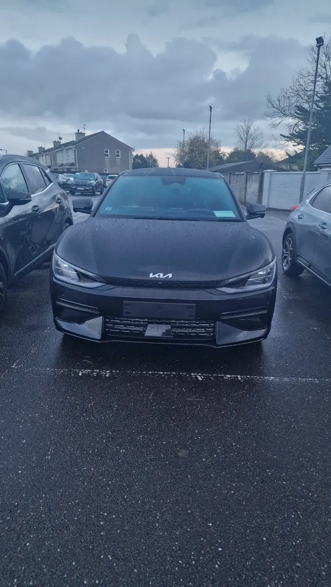 Kia EV6 2023 - Image 3