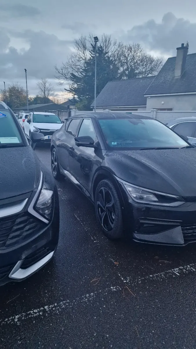 Kia EV6 2023 - Image 4