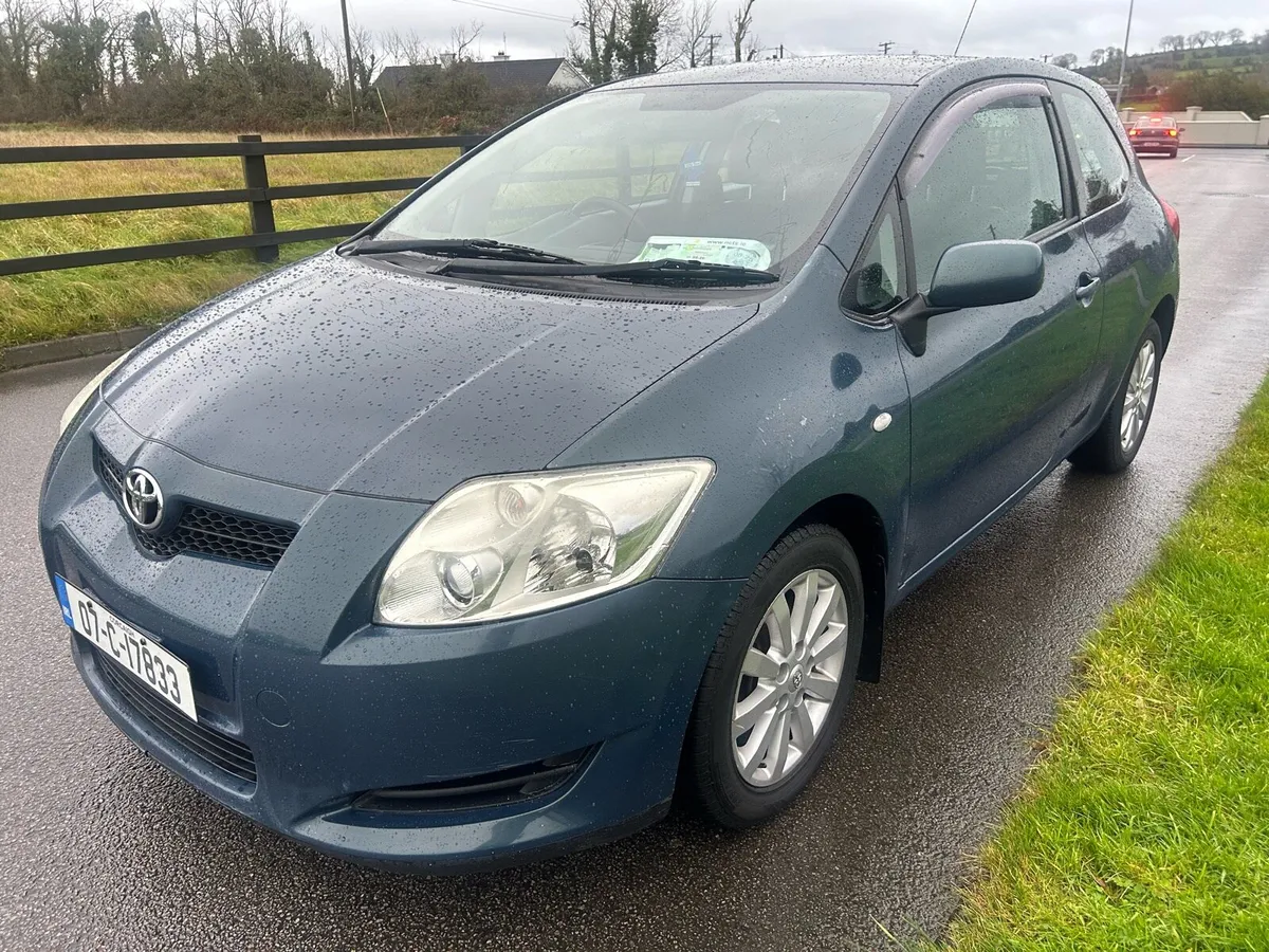 Toyota Auris 2007 NCT 08/26 - Image 2