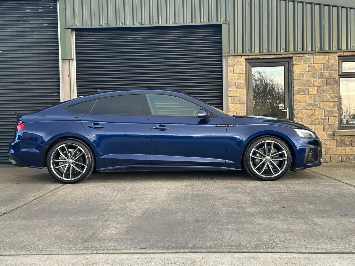 Audi A5 2020, 40 TDI, Quattros S-Line, Auto, sunro - Image 4
