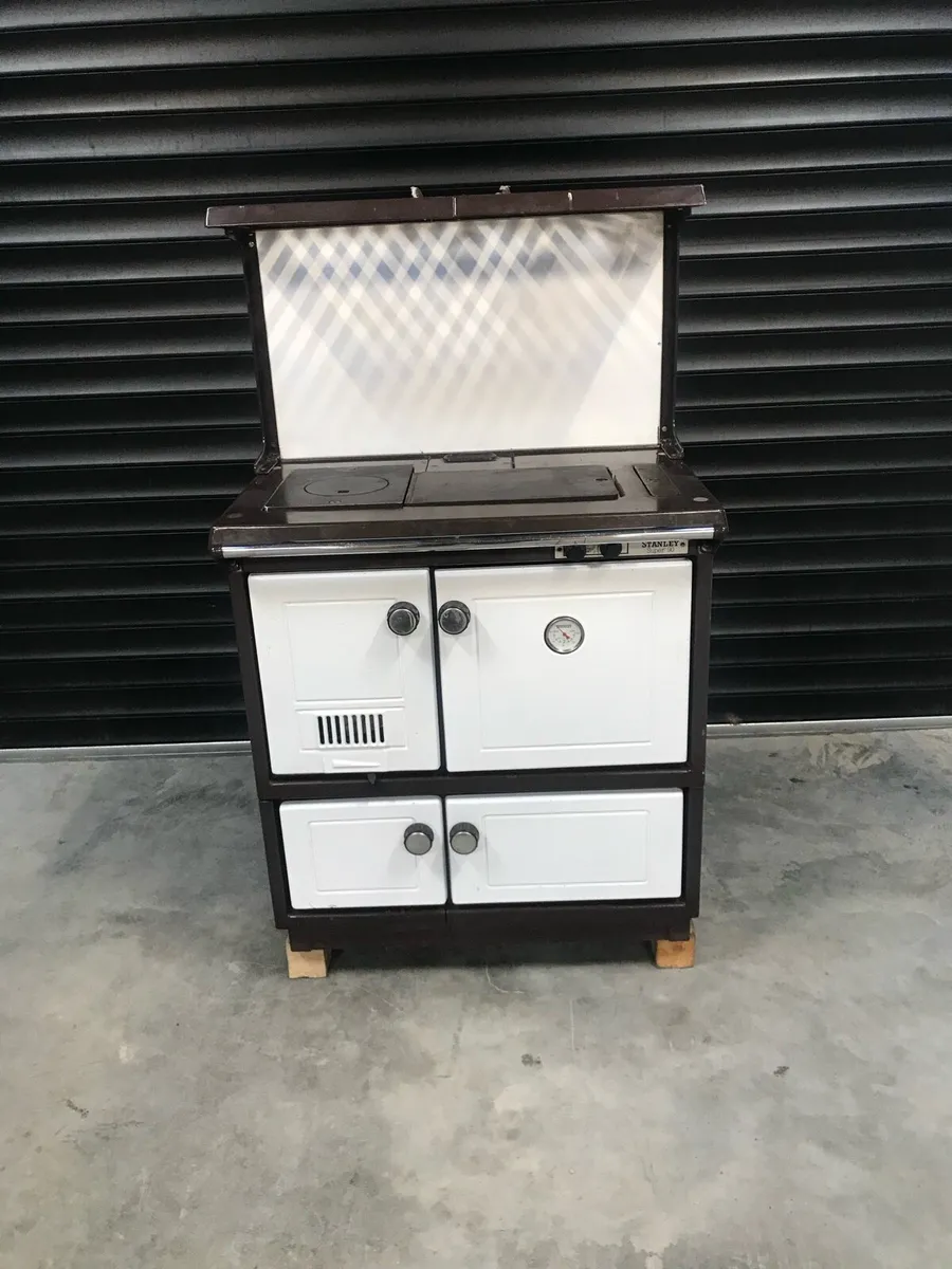 Stanley comeragh range - Image 1