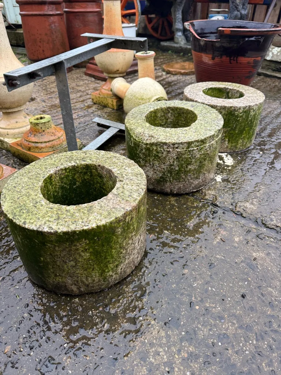 Three small Granite planters - Image 3