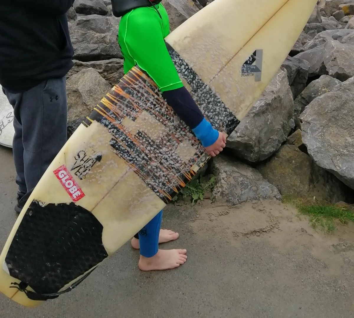 4th surfboard shortboard 5ft 7" - Image 1