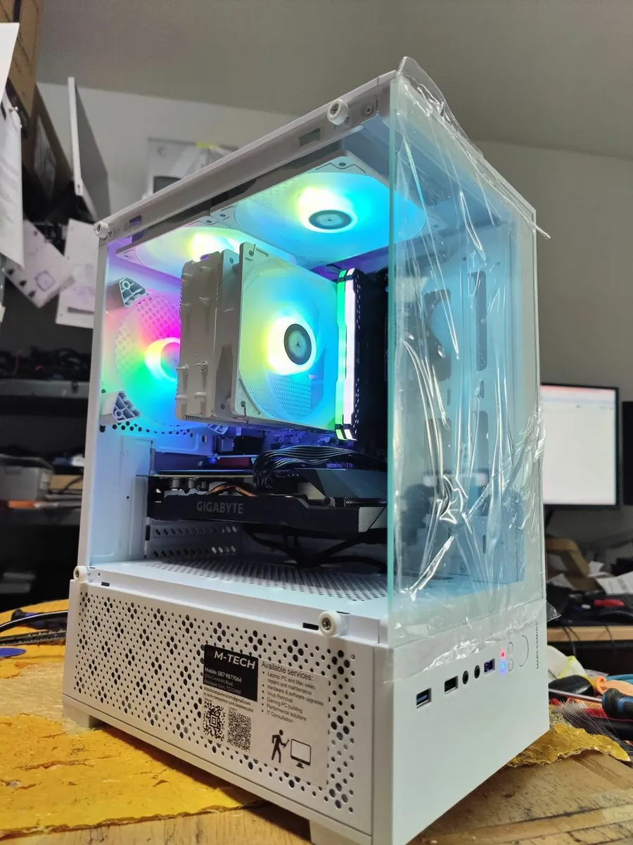 Custom Built Gaming PC Ryzen 5/16GB/1TB SSD/RTX - Image 1