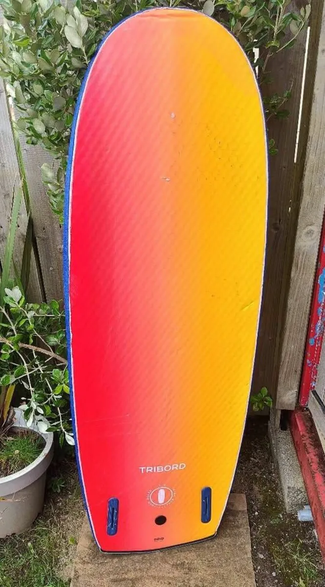 5'4 Tribord Softtop Surfboard. Including fins. - Image 1