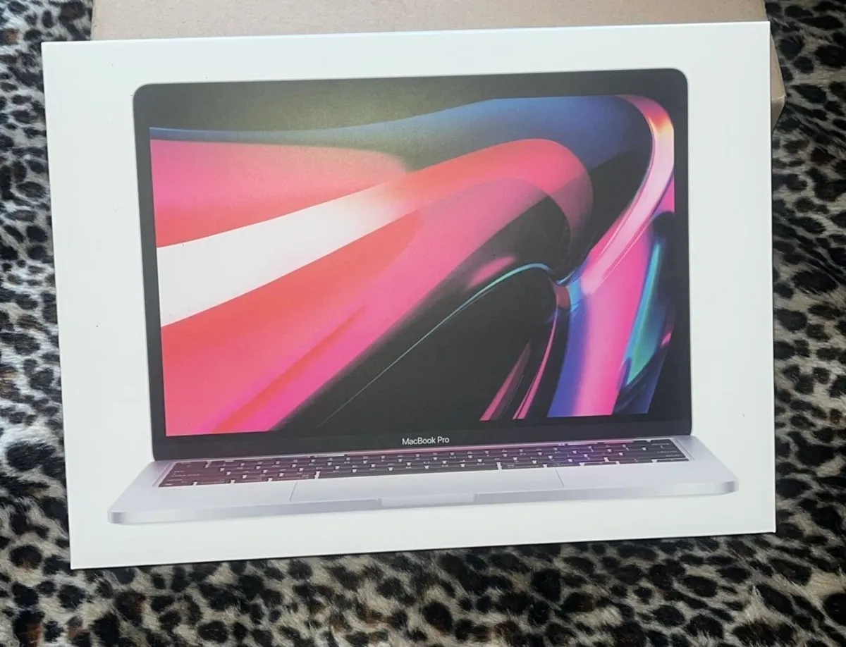 MacBook Pro M2 - Image 1